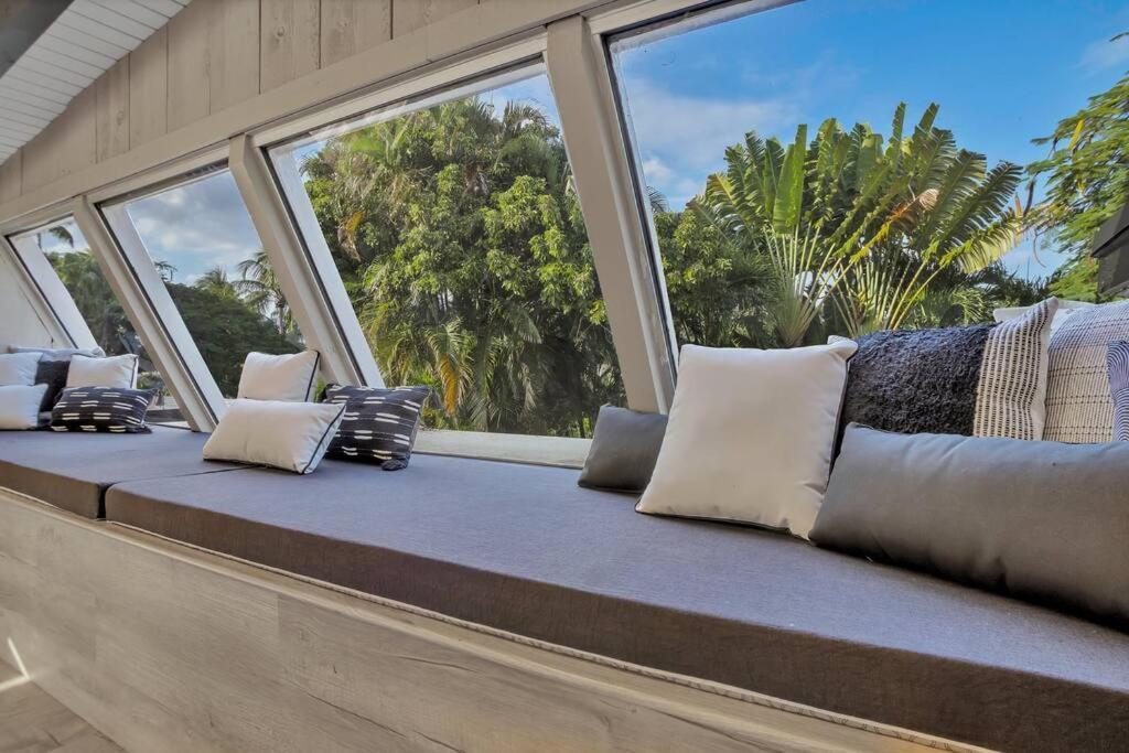 Stunning 2 Story Villa With Pool 劳德代尔堡 外观 照片